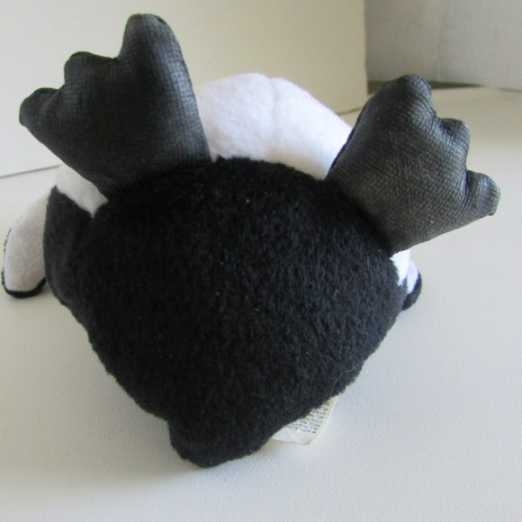 Penguin 5.5" Dakin Emperor Penguin Bean Bag Plush Red White Bow Tie - Picture 10 of 15